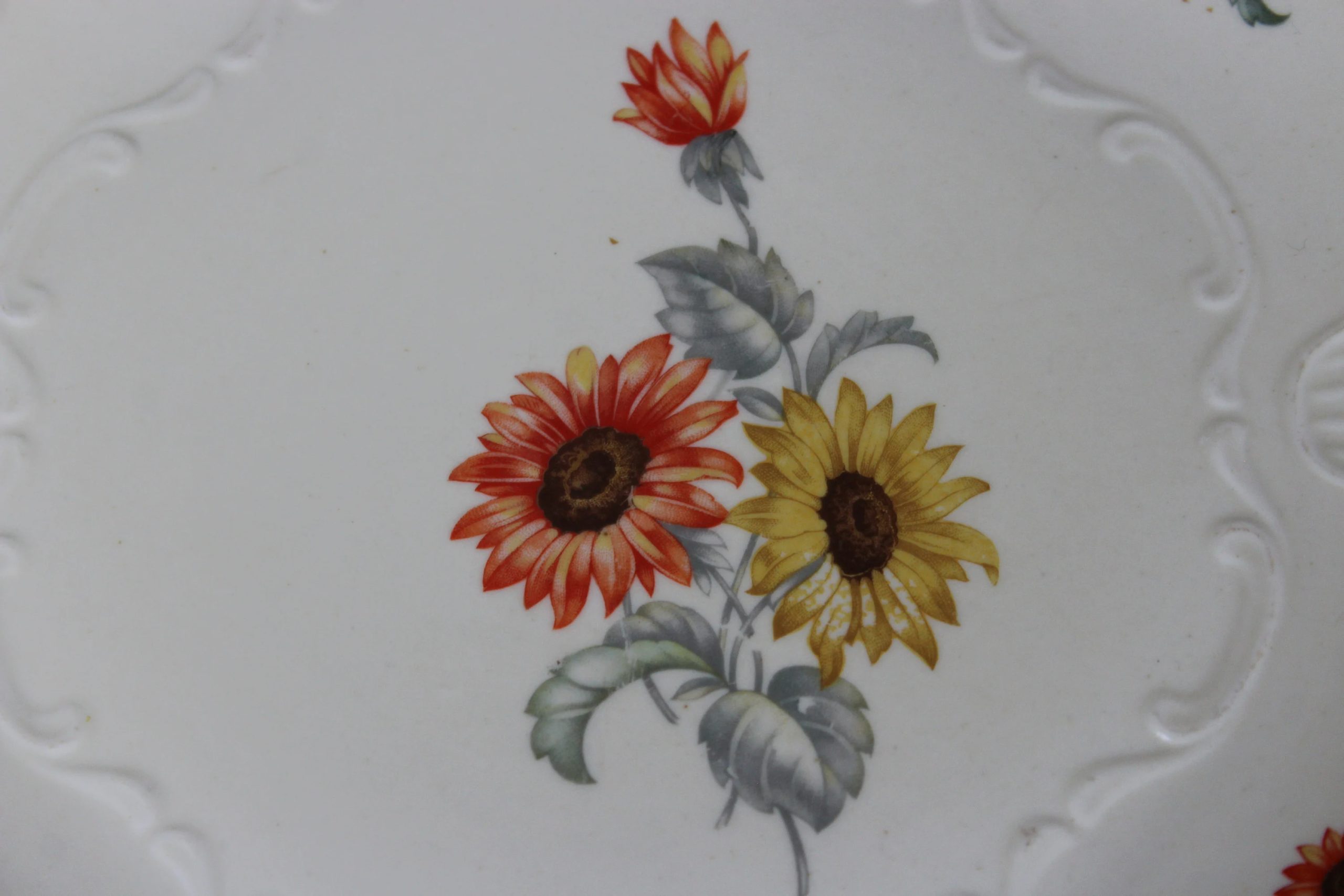 Vintage white embossed floral ceramic plate - View 3