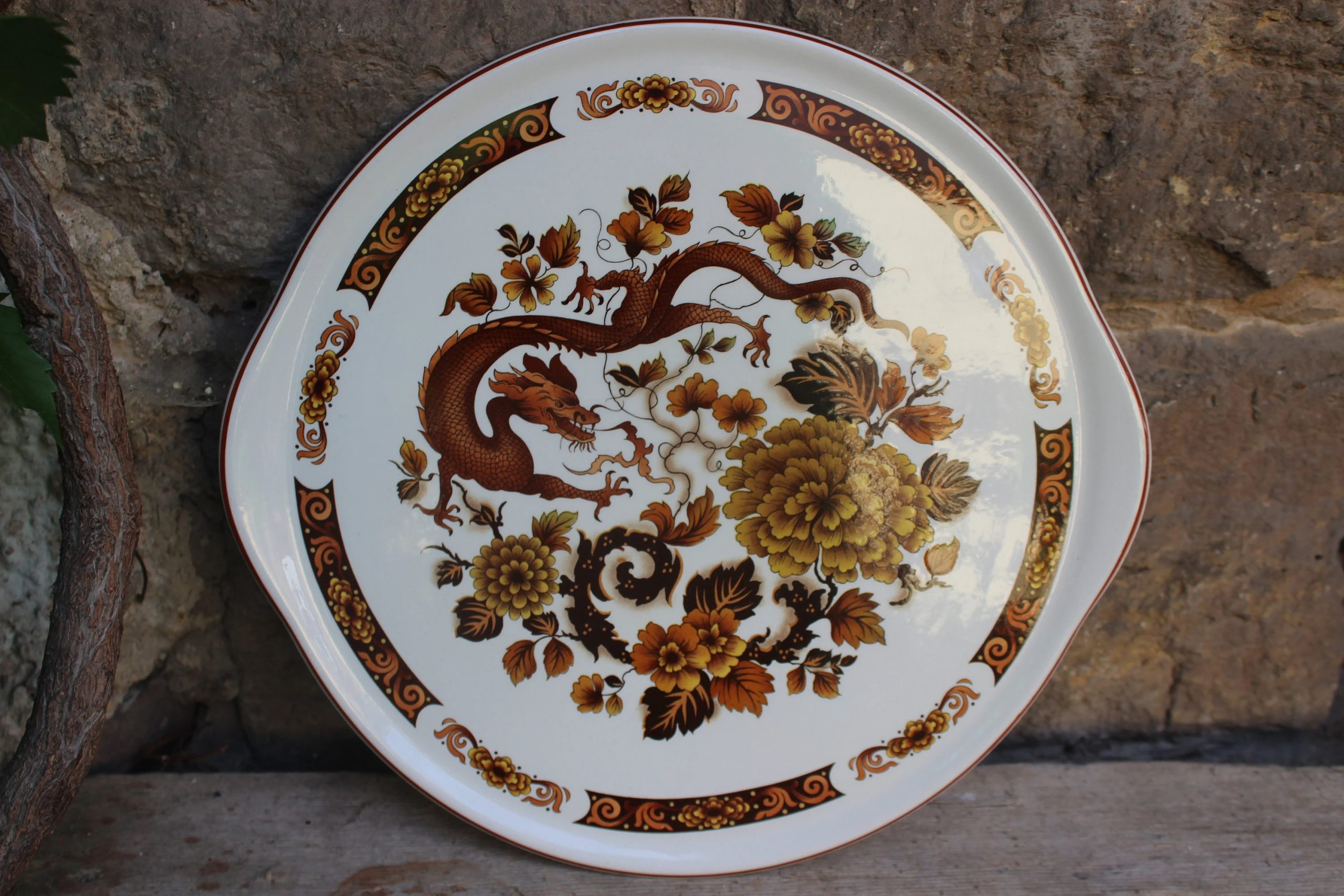 Retro Dragon Pattern Ceramic Plate - View 2